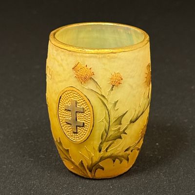 Sale Photo Thumbnail #429: Daum Nancy Cameo toothpick