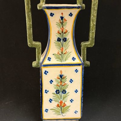 Sale Photo Thumbnail #171: HR Quimper Amphora Vase