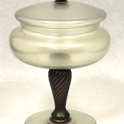 Sale Photo Thumbnail #380: Steuben Verre-de-Soie Covered Jar