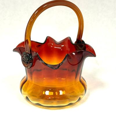 Sale Photo Thumbnail #468: Amberina Basket