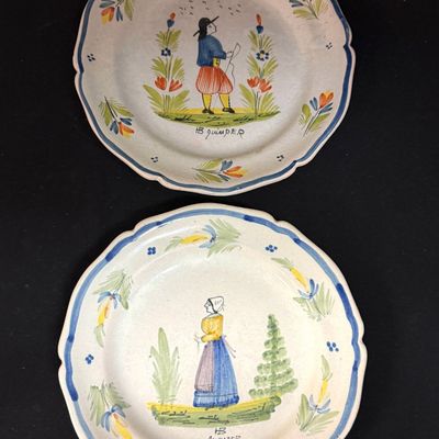 Sale Photo Thumbnail #206: 2 HB Quimper Plates