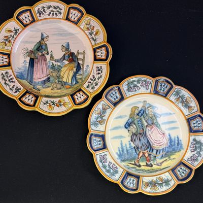 Sale Photo Thumbnail #211: HR Quimper Scalloped Rim Plates