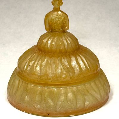Sale Photo Thumbnail #330: Lillian IV Covered Bath Box