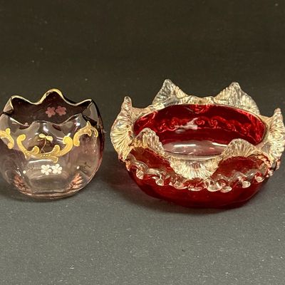Sale Photo Thumbnail #471: 2 Victorian Rose Bowls