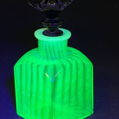 Sale Photo Thumbnail #305: Fenton Vaseline Cologne