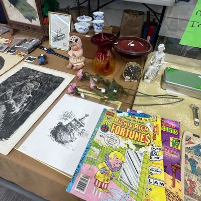 Estate sale photo