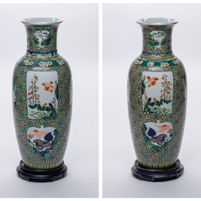 Sale Photo Thumbnail #135: Chinese Famille Verte Porcelain Vases