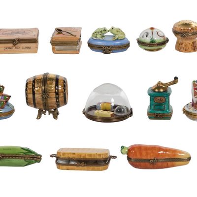 Sale Photo Thumbnail #272: Limoges Trinket Box Assortment