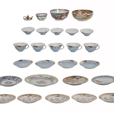 Sale Photo Thumbnail #139: Japanese Porcelain Assortment