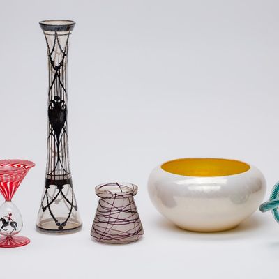 Sale Photo Thumbnail #248: Art Glass Assortment