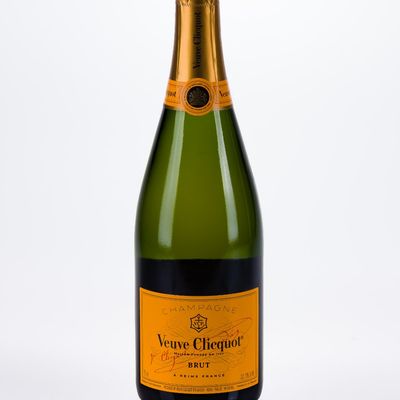 Sale Photo Thumbnail #216: Veuve Clicquot Brut