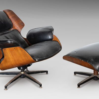 Sale Photo Thumbnail #159: Drexel Lounge Chair and Ottoman