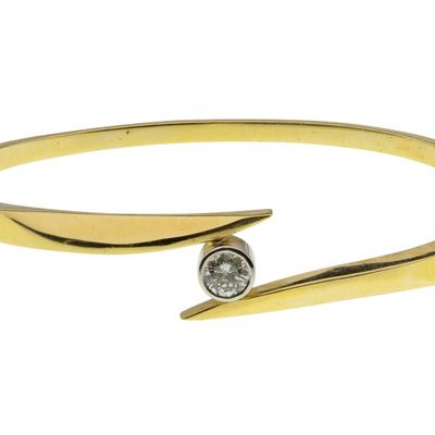 Sale Photo Thumbnail #332: 14k Yellow Gold and Diamond Hinged Bangle Bracelet