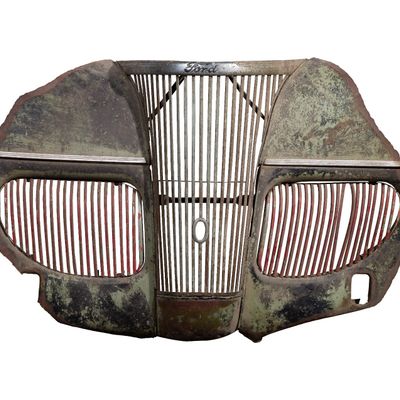 Sale Photo Thumbnail #406: Ford Metal Grille