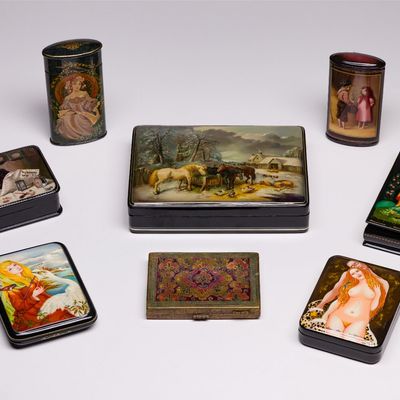 Sale Photo Thumbnail #275: Russian Lacquered Box Assortment