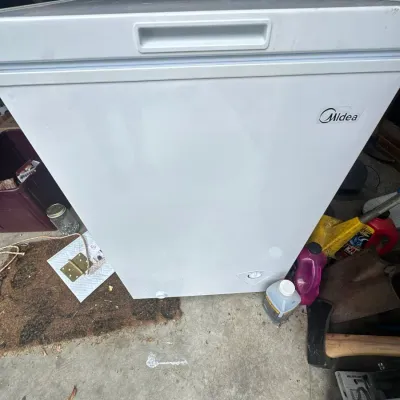 2Midea chest freezer