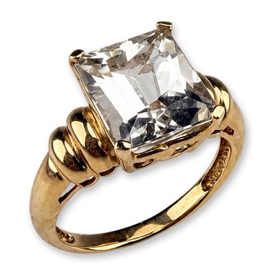 Meda 14K Yellow Gold Emerald Cut Quartz Ring