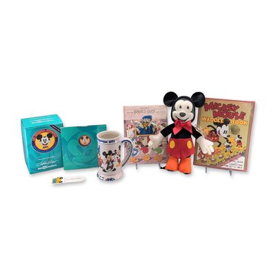 Group of Six 1992 Disneyland Convention Collectibles and Books