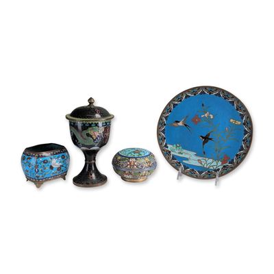 Sale Photo Thumbnail #411: 4pc Chinese Cloisonne Enamel Decorative Wares
