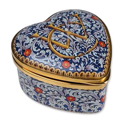 Sale Photo Thumbnail #423: Halcyon Days William and Catherine Enamel Heart Box