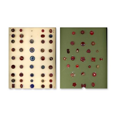 Sale Photo Thumbnail #388: 2 CARDS DIVISION ONE & THREE COLORED GLASS BUTTONS