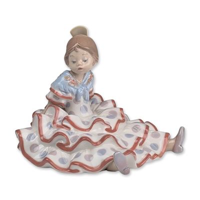 Lladro Spanish Porcelain Figurine, A Time to Rest 01005391