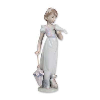 Lladro Porcelain Figurine, Summer Stroll 1007611