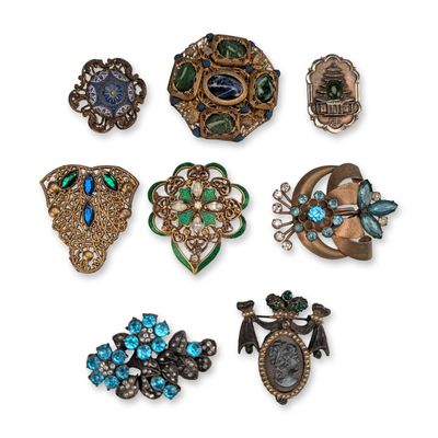 Sale Photo Thumbnail #151: Collection of Eight Vintage Costume Jewelry Brooches
