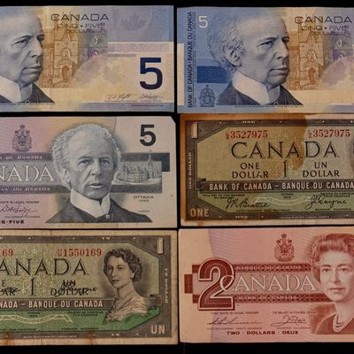 Sale Photo Thumbnail #116: A Collection of CA Banknotes Including 1954, 1986, and 2001 Series