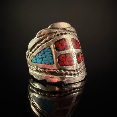 Sale Photo Thumbnail #115: Southwestern Style Wide Band Ring with Turquoise and Coral Chip Inlay