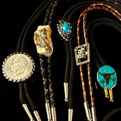 A Collection of Five Vintage Western and Southwestern Style Bolo Ties