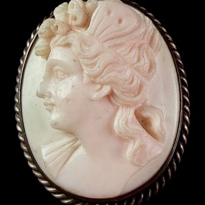 Hand Carved Shell Cameo Brooch and Pendant with Twisted Rope Border