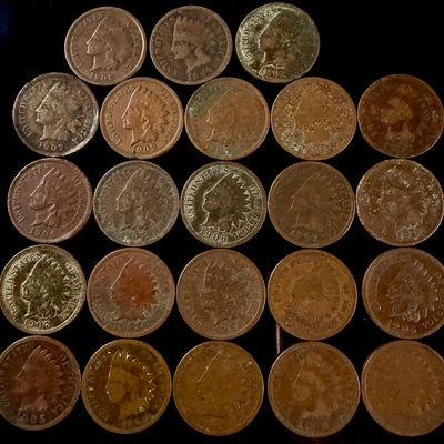 Sale Photo Thumbnail #146: A Collection of US Indian Head One Cent Coins