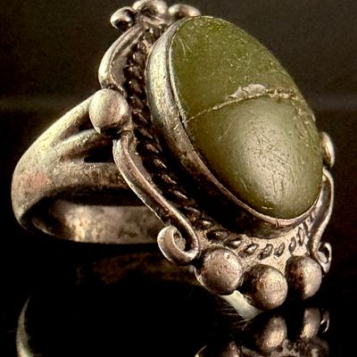 Sale Photo Thumbnail #153: Southwest Style Silver Toned Oval Green Stone Ring
