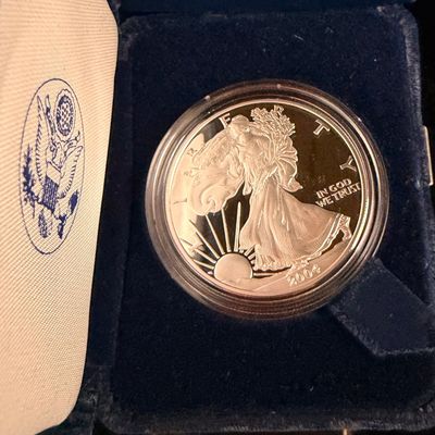 Sale Photo Thumbnail #135: US 2004-W American Silver Eagle One Dollar Proof Coin OGP COA