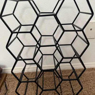 Modern Black Metal Honeycomb Geometric Wine Rack – 11 Bottle