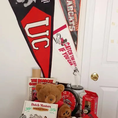 UC Bearcats Memorabilia
