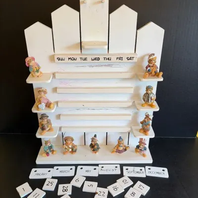 Wooden Wall Calendar With Decorative Cat Figurines