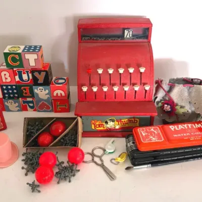 1950’s Tom Thumb Toy Cash Register With Vintage Toys