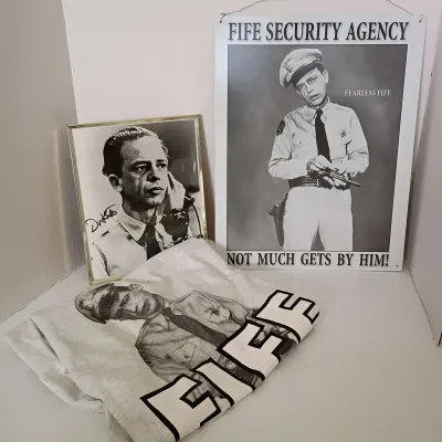 Don Knotts Signed Photo & Tshirt (XL)