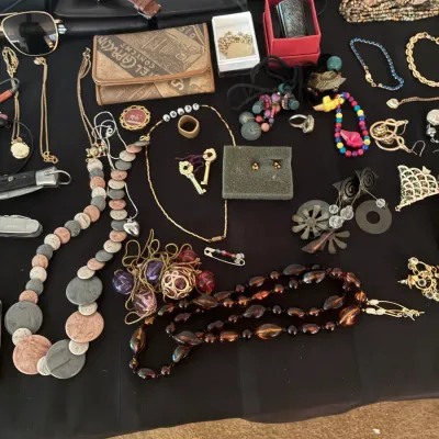 Sale Photo Thumbnail #31