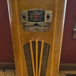 Crowley Entertainment Console (K-1)