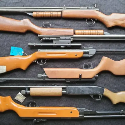 Air R-i-f-l-e Variety (LR-2)