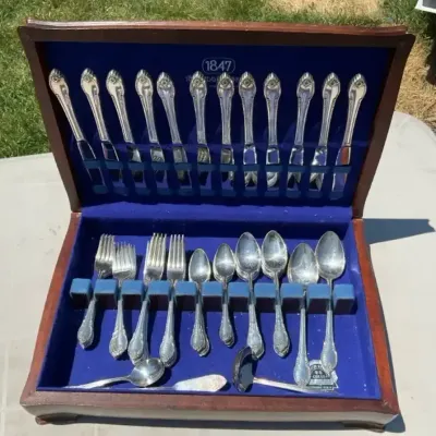 Remembrance Rogers Bros Silverplate Flatware