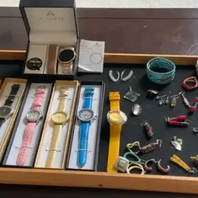 Women’s Jewelry 