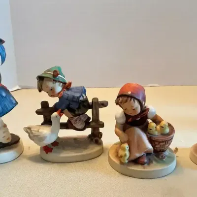 Hummel Barnyard, Chick Girl, The Lost Sheep And No Hummel Dishwasher 
