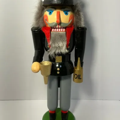 Erzgebirge Oil Man Nutcracker 