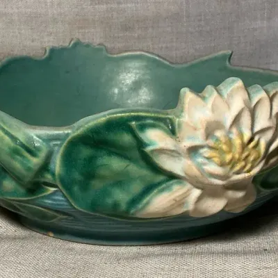 Vintage Roseville Pottery Water Lily Console Bowl