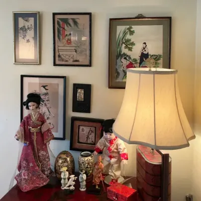 Asian Lamp, Dolls, Art And Decor 