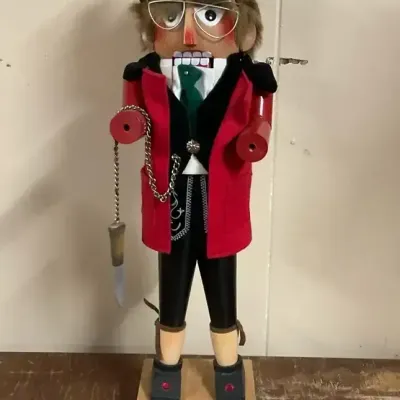 Singed King Of Nutcrackers Steinbach Nutcracker (Missing Hands)